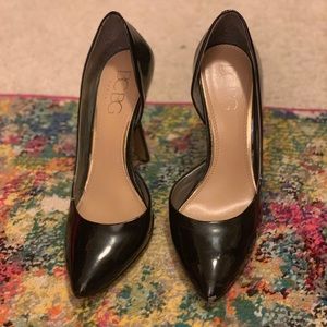 BCBG black patent leather pump